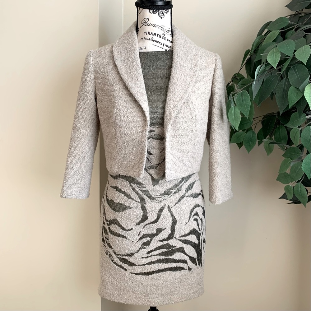 Hilton Hollis 2 Piece Wool Blend Animal Print Dress Suit Beige Green Sz 0